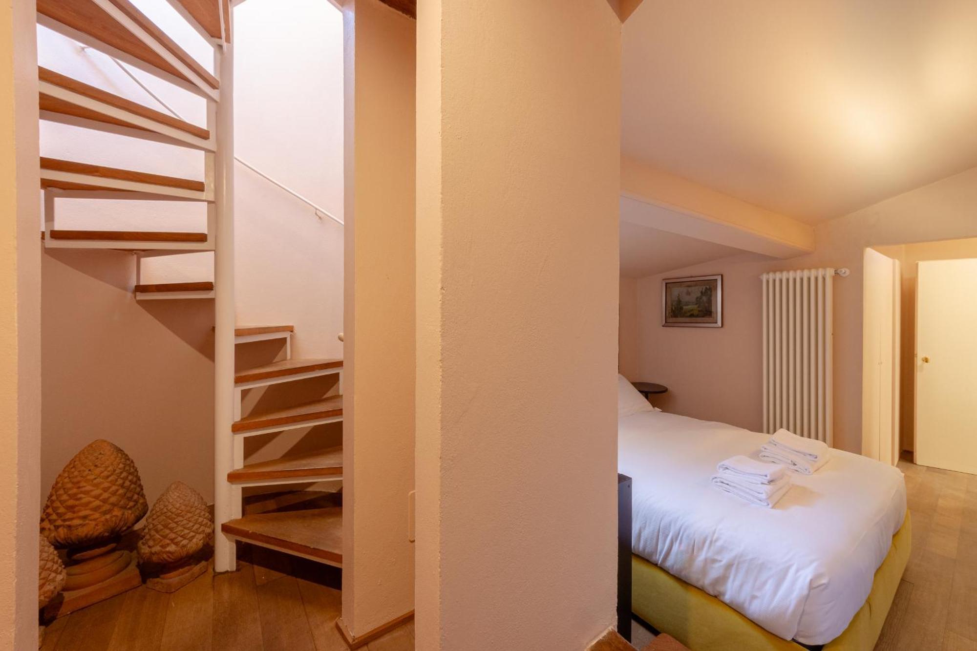 Ferienwohnung Borgo Tegolaio Terrace Florenz Exterior foto